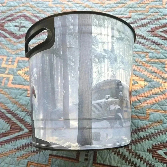 Jurassic Park World Dominion‎ jumbo popcorn bucket - Picture 4 of 4